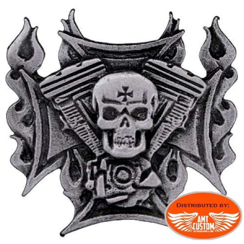 Pin's Skull tête de mort croix de malte flammes skull épinglette moto custom trike harley motard biker
