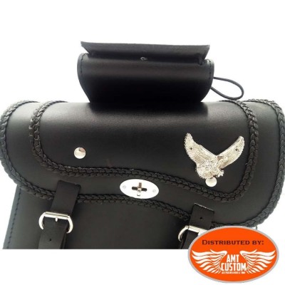 Pair of saddlebags Eagle Riders universal leather front view details moto custom chopper